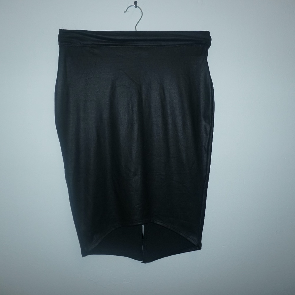 KTOO Black Pencil Skirt